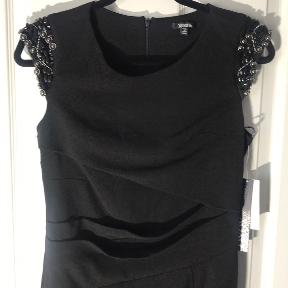 Dress - Picture 3 of 8